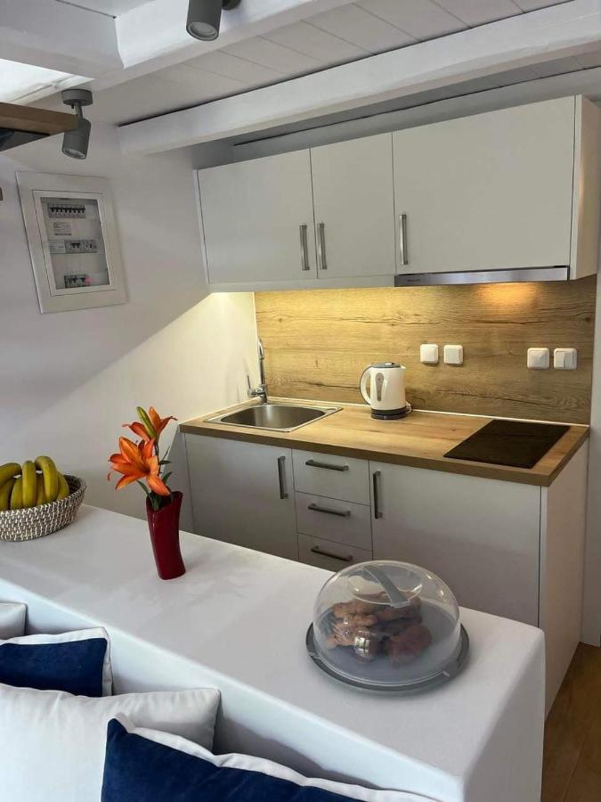 Oasis Rooms Caristo Exterior foto